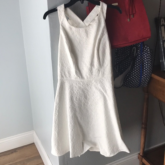 Jessica Simpson Bow Back Fit and Flare Dress! - Picture 1 of 4